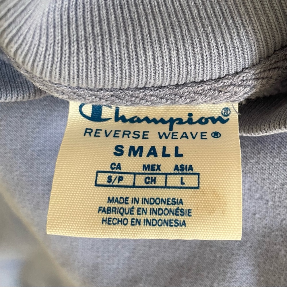 Champion Sky Blue Periwinkle Crewneck Sweatshirt - Picture 4 of 6